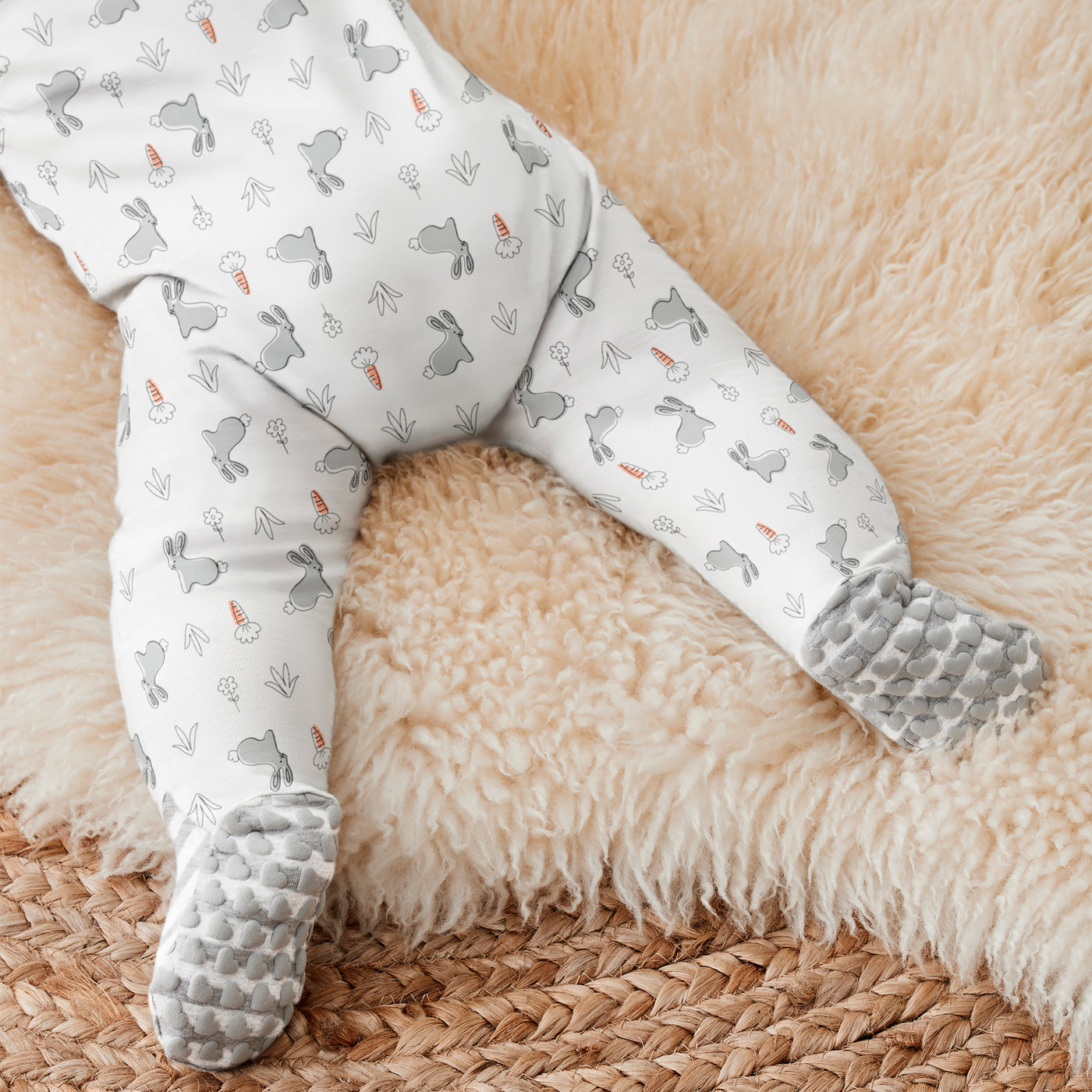 The Love To Dream™ Romper has been designed for all day comfort through sleep & play. With enclosed feet and convertible sleeves, this onesie style romper is perfect on its own, or for layering under Love To Dream™ sleepwear. Online exclusive range.