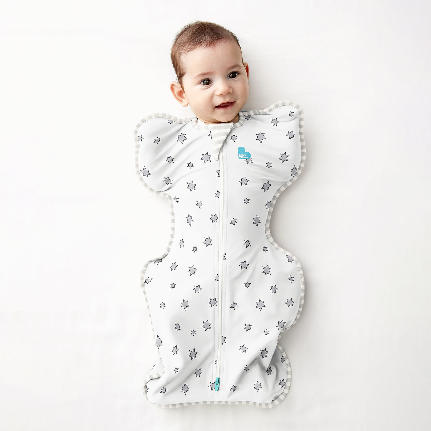 The Lite 0.2 TOG version of the Original Swaddle Up™ is for keeping your baby cool in warmer weather. With patented Arms Up™ 'wings', the Love to Dream Swaddle Up will support your baby to sleep in their natural position and self-soothe, which means more sleep for you and your baby.