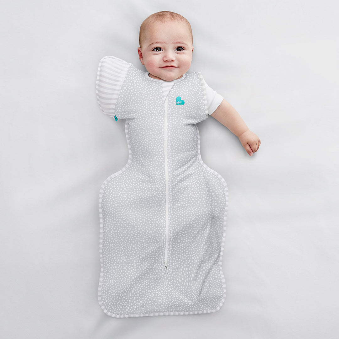 The Swaddle Up™ Transition Bag, made from luxuriously soft bamboo fabric, helps your baby to gradually adjust to sleeping un-swaddled. Simply unzip one wing for a few sleep cycles to help your baby get used to the sensation of sleeping with one arm free. Then complete the transition by removing the second wing!